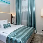 מלון Boutique Adria 4*