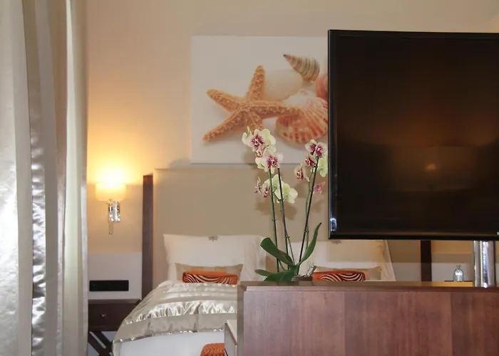 Ξενοδοχείο Boutique Adria 4*