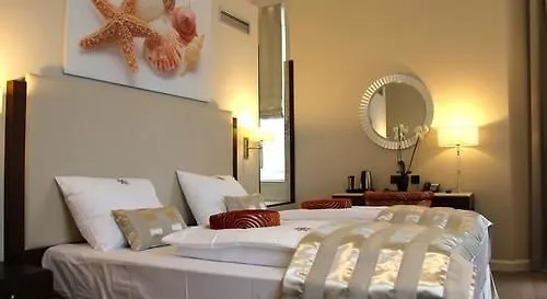 Boutique Adria Ξενοδοχείο Βελς