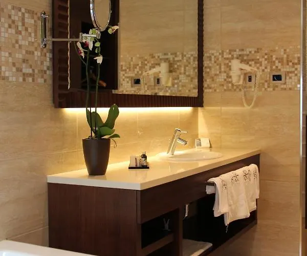 Boutique Adria Βελς