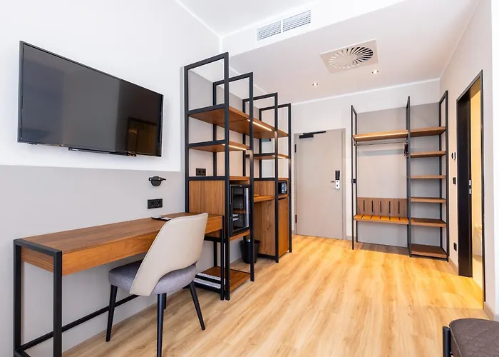 Hotel Boutique Adria 4*