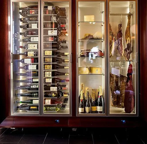 Hotel Boutique Adria 4*